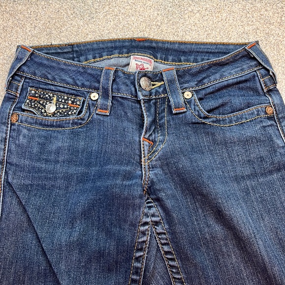👖True Religion Dark Blue Straight Leg Jean Women size 26 W/ Crystal Emblishment - Picture 6 of 16